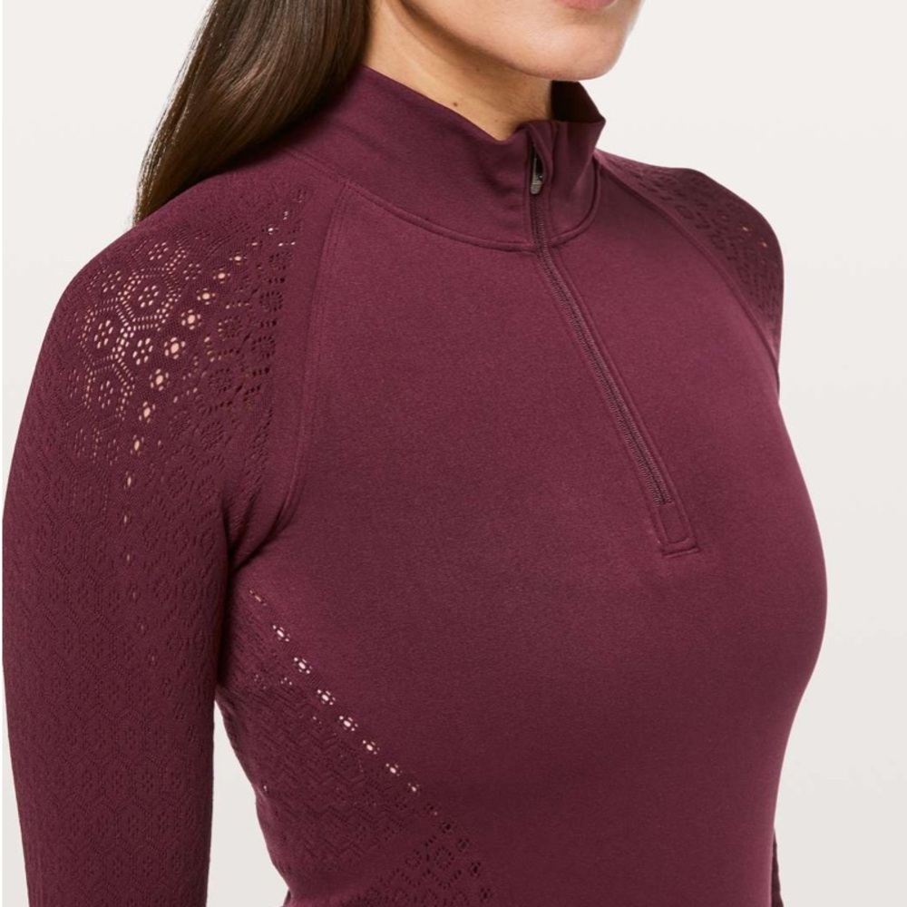 Lululemon Reveal 1/2 Zip *Mindful Motion
Deep Ruby size 6